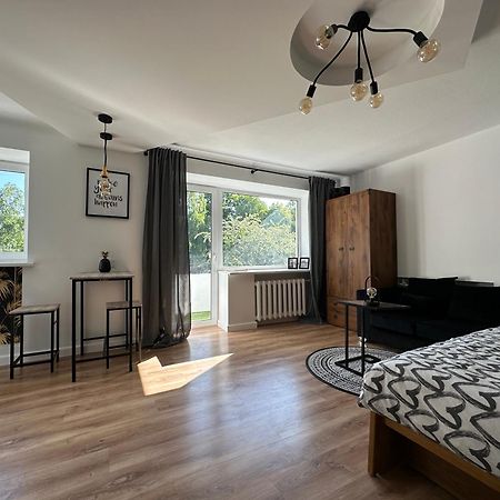 Hugo Apartment Siauliai  Ngoại thất bức ảnh