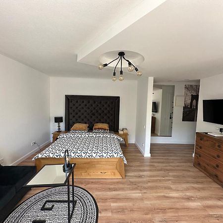 Hugo Apartment Siauliai  Ngoại thất bức ảnh