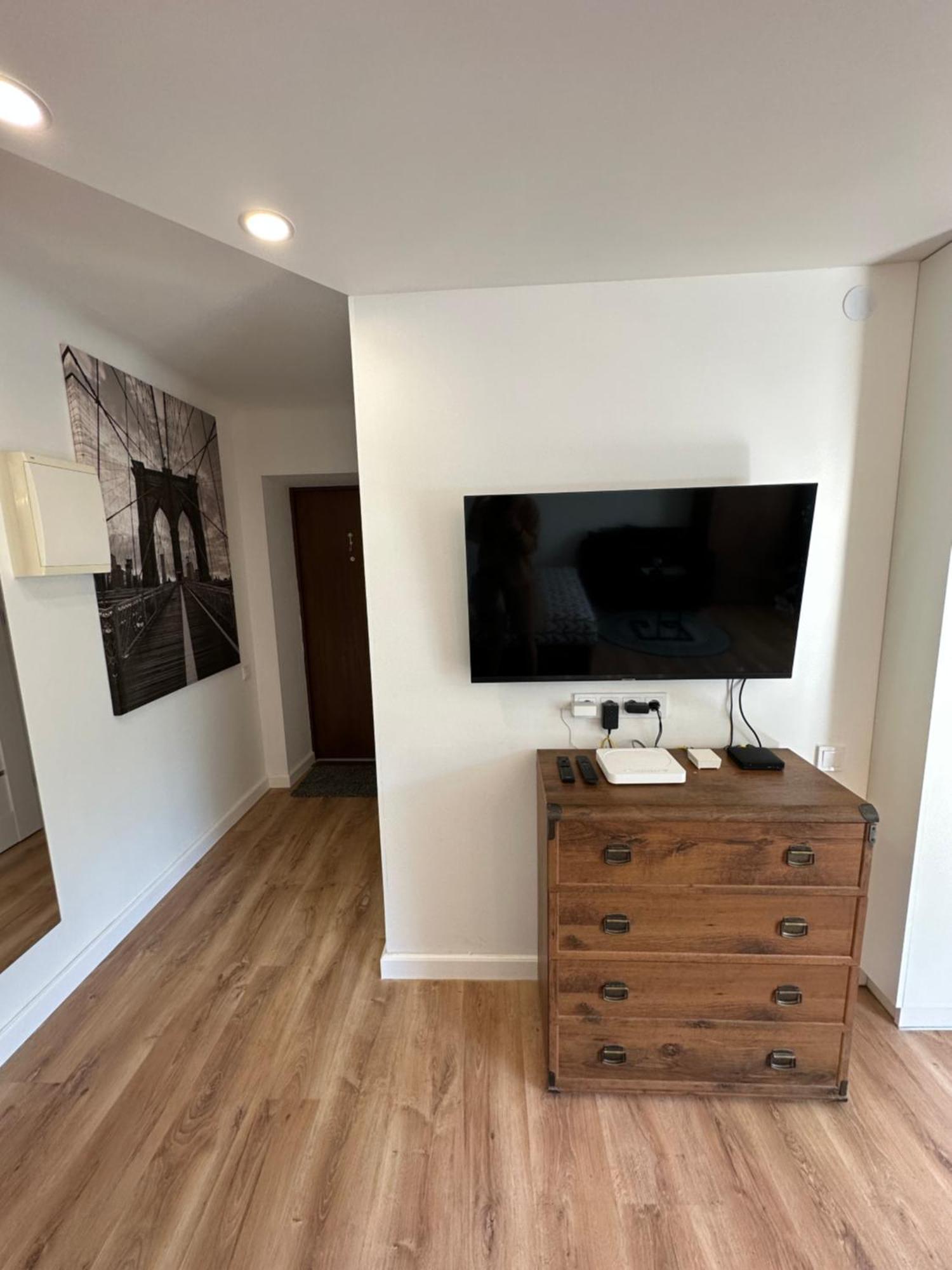 Hugo Apartment Siauliai  Ngoại thất bức ảnh